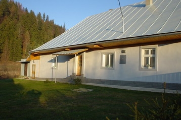 Slovacia Chata Čierny Balog, Exteriorul